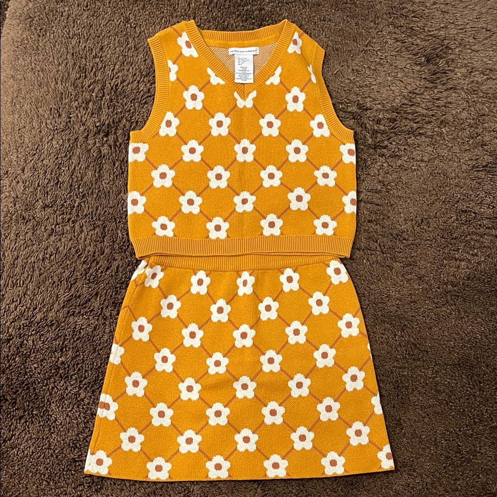 cupcakes & cashmere Yellow Floral Kids Matching Set